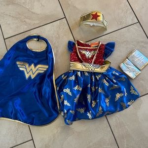 Kids XS Wonder Woman Halloween Costume